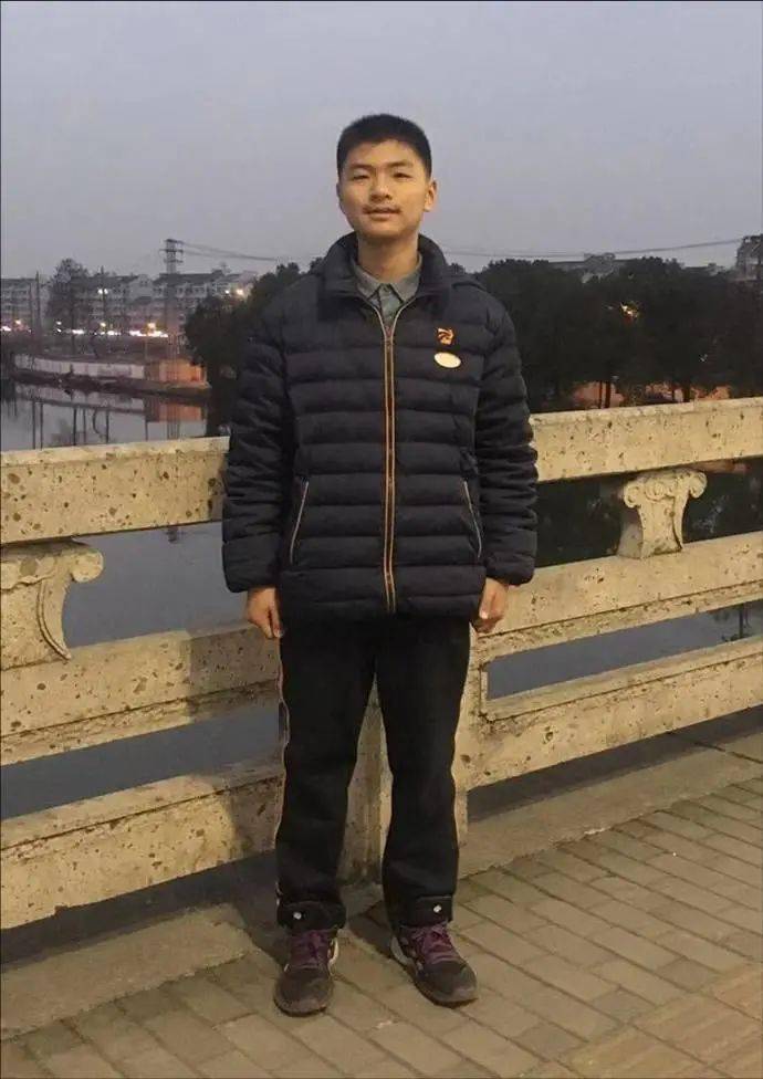 百舸争流奋楫者先记元培中学校级十佳全能小名人线上评选活动