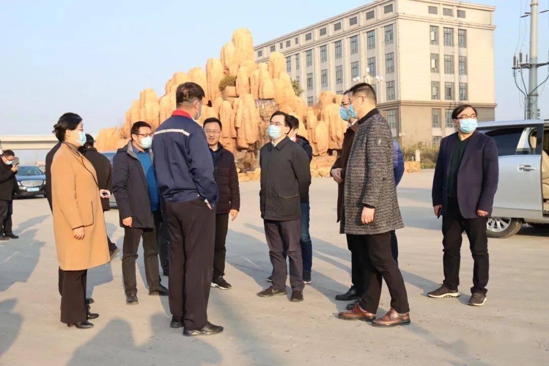 广陵区区长朱勇带队赴沙头,李典调研督查疫情防控和项目建设工作,并