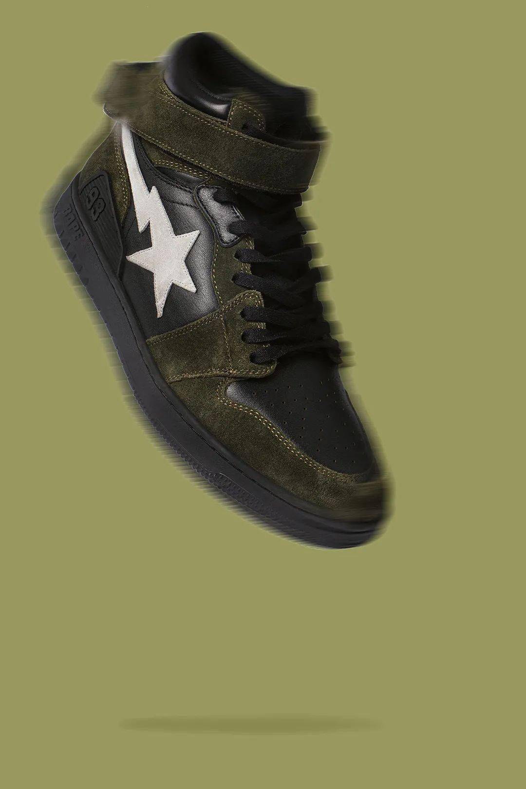 造型示范21世纪以来街头品牌领域推出的最成功鞋款bapesta64