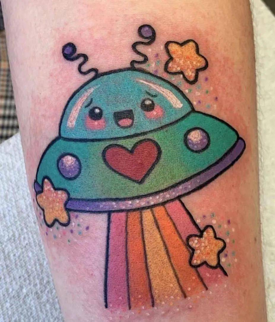 莱迪地外的不明飞行物ufo纹身