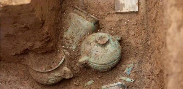 北京一清代古墓元旦深夜被盗 6男子获罪