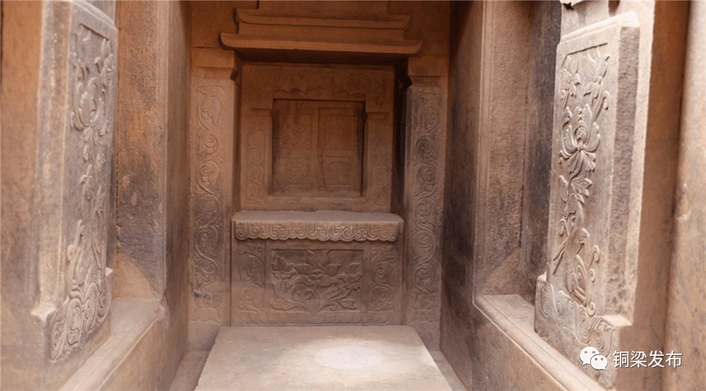 围观铜梁蒲吕街道发现一对宋代合葬墓