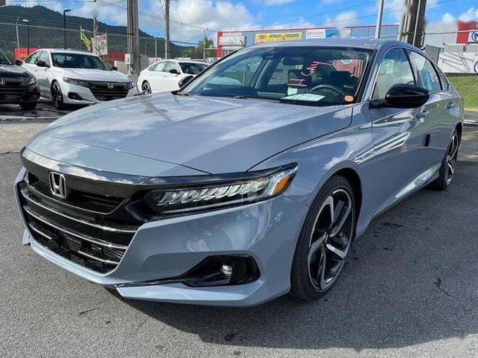 本田新雅阁运动版到店实拍!搭2.0t/配熏黑格栅