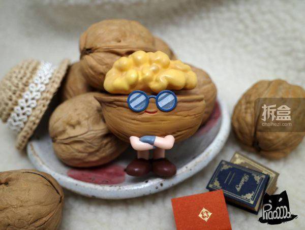 piaooooo studio 纸皮核桃 新年款 潮玩摆件