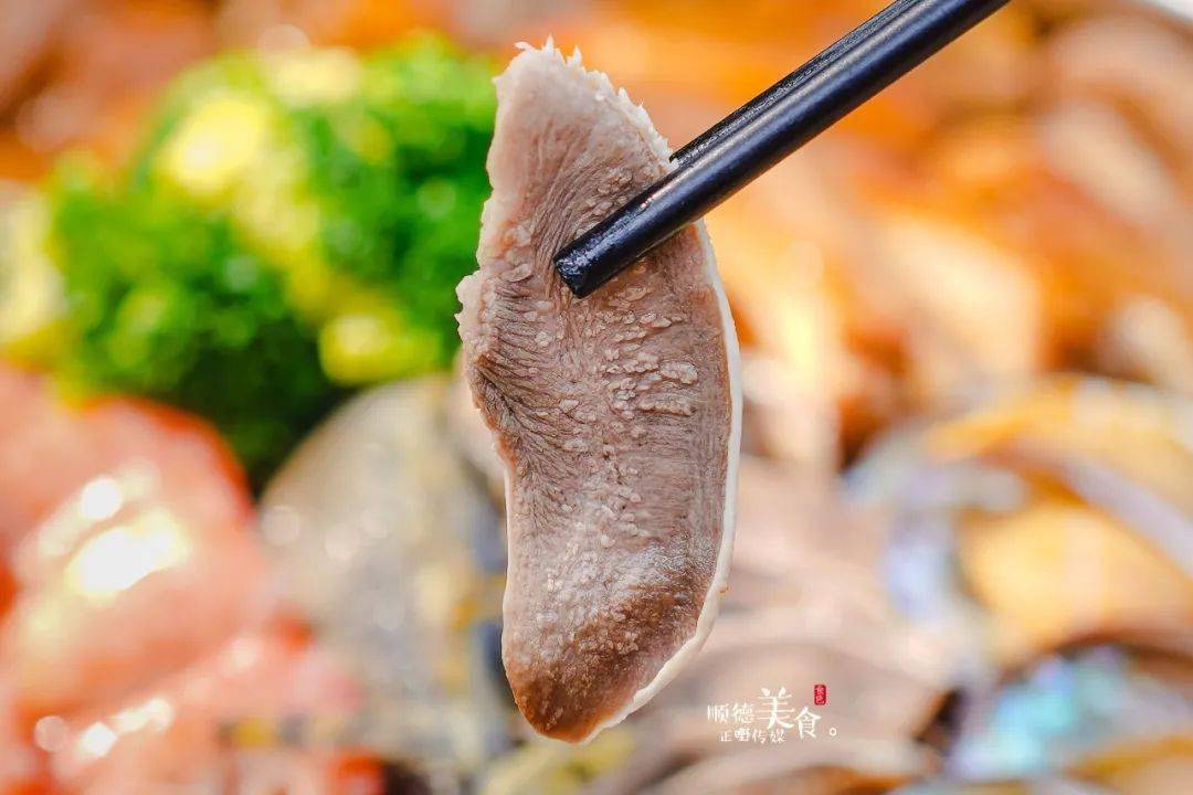 春节不加价人均40吃大盆菜金雕鱼刺身顺德鱼生通通80蚊一条