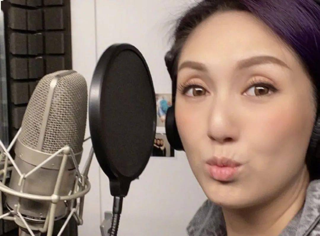 杨千嬅ig庆生盼生活回复正常 分享个唱造型照:期待有天穿著_生日