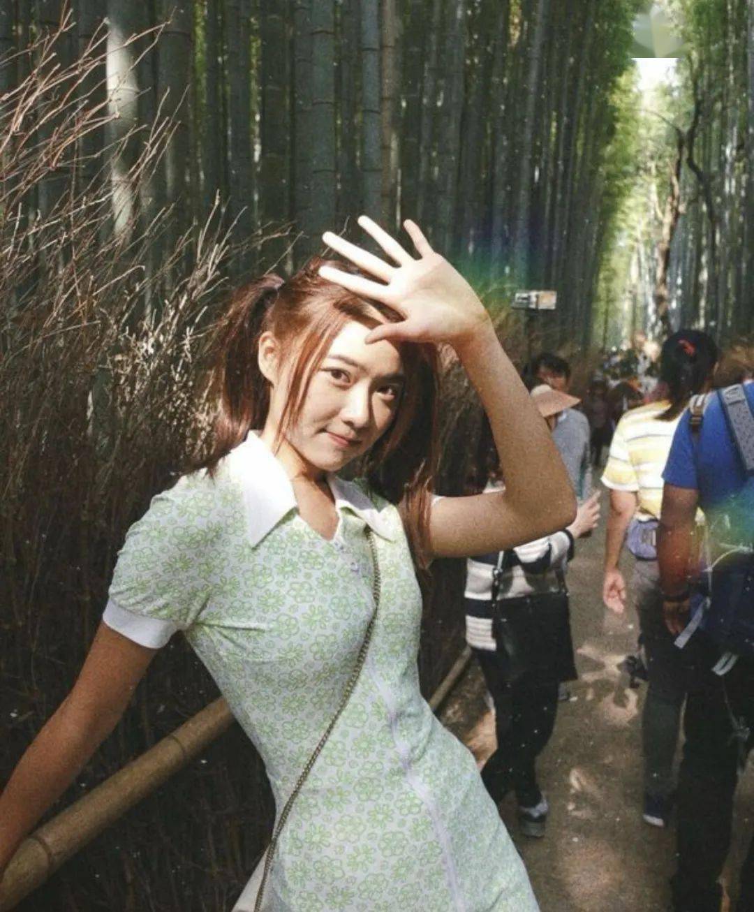 戴祖仪穿肚兜旧照被嘲mk味浓怀缅昔日纤瘦身材脂肪多几层