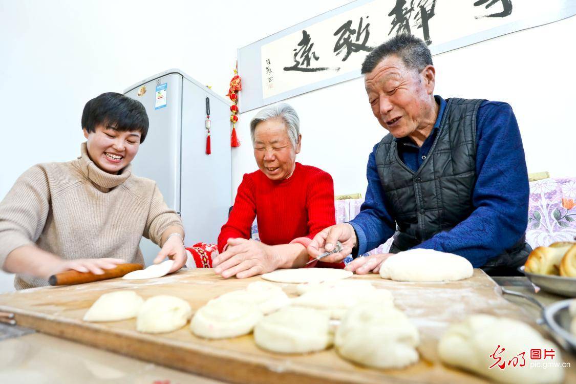 2021年张掖市人口_2021年春节手抄报