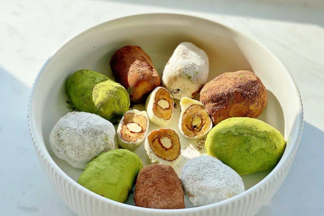 新春要吃甜五彩缤纷好过年不算难的三色奶枣请求出战