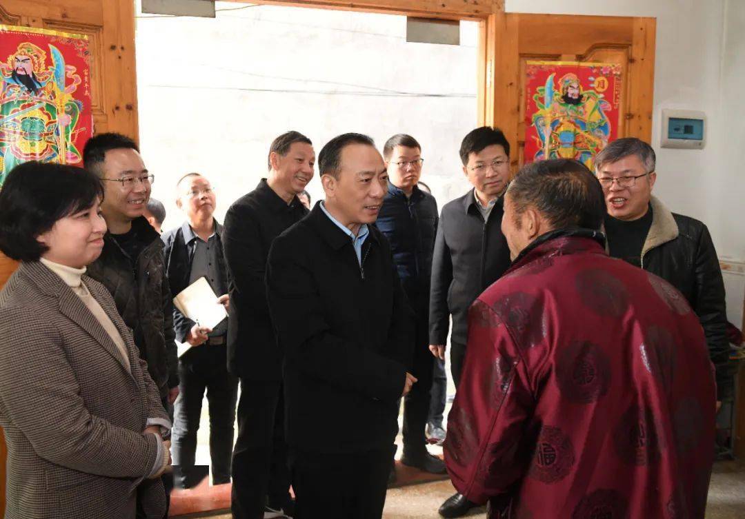 于秀明在丰城走访慰问_荷湖乡