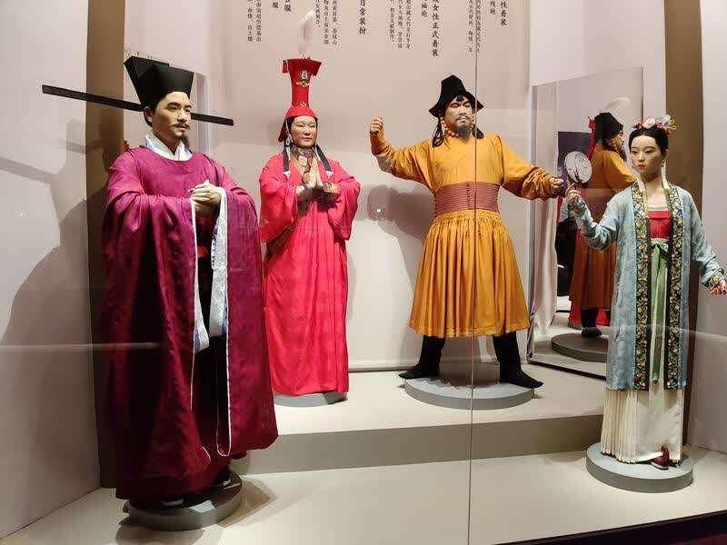 服饰文化 9c507bf391be4debbe61314199b7bea5.jpeg