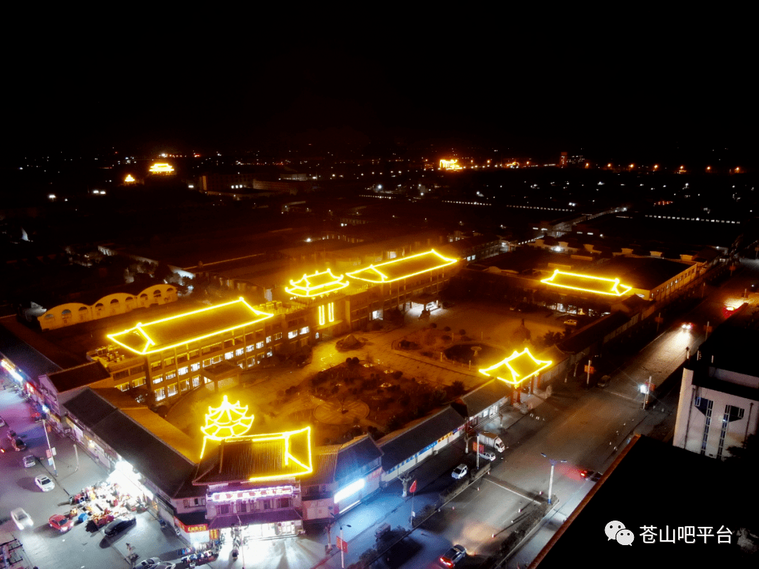 太靓兰陵古镇夜景刷爆朋友圈