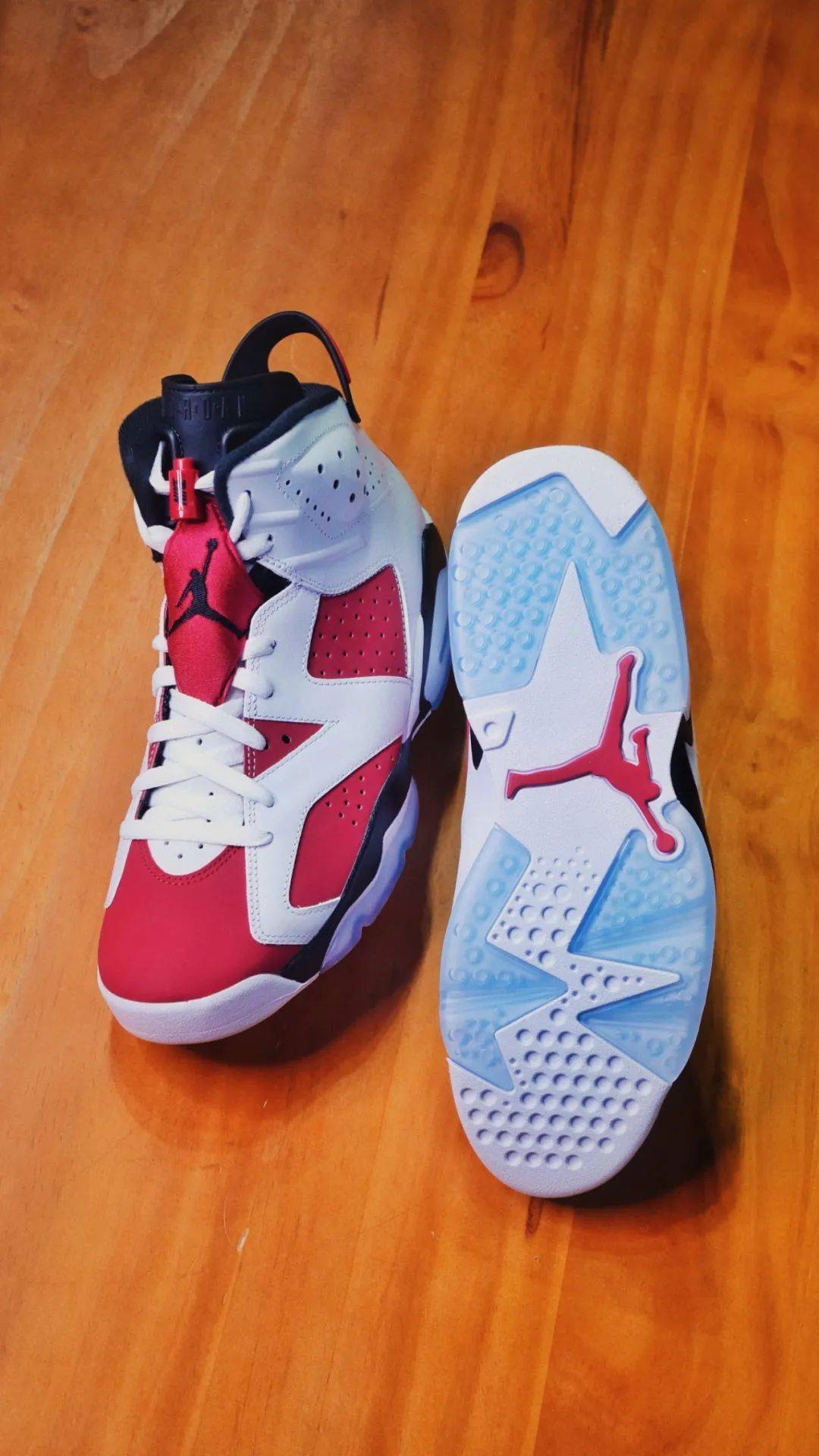 SOAR 新品预览｜AIR JORDAN 6 RETRO “CARMINE”_手机搜狐网