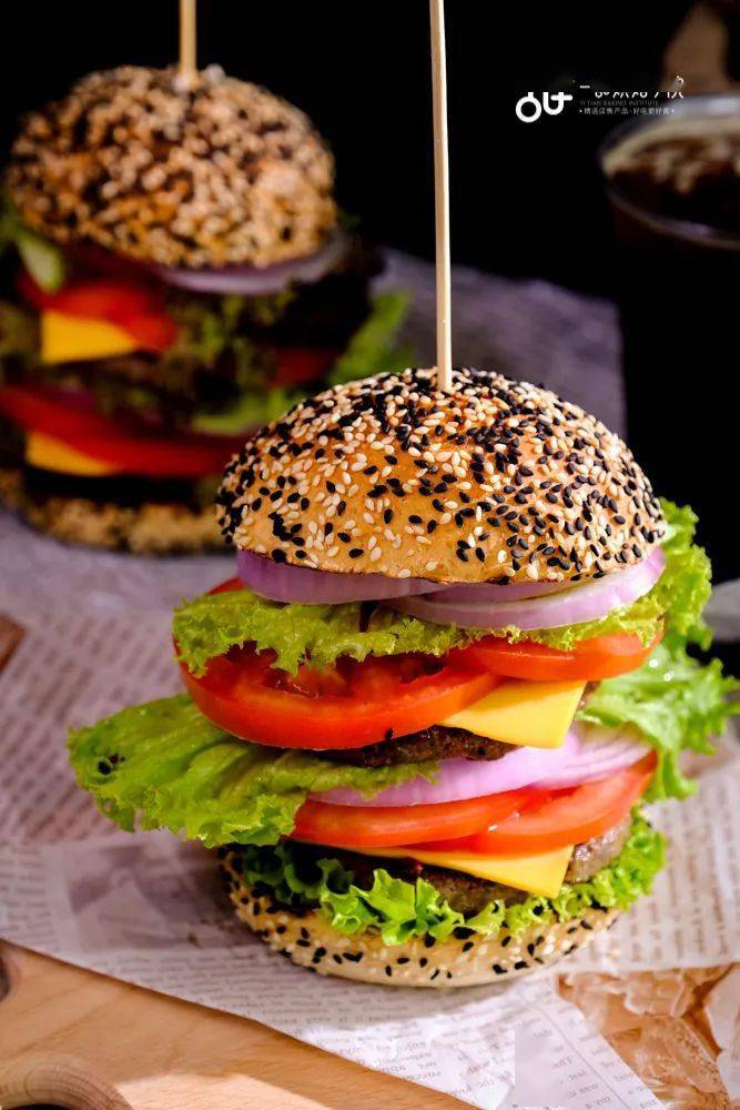 5款正宗特色汉堡胚5款百搭夹馅5款特调酱汁荤素搭配营养均衡保你忘不