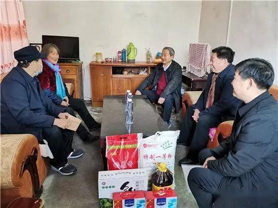 1月28日至2月2日,平顶山市老促会会长裴建中,顾问贾廷寅,副会长李丰海