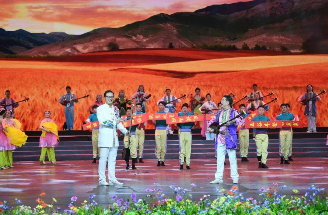 宁夏各民族人口_宁夏回族人口分布(2)