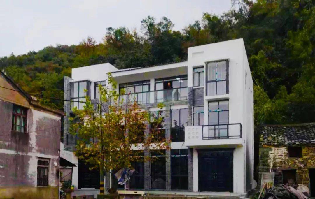 浙江省苍南县马站镇中姑村107号预约开放大罗山半书房地址:浙江省温州