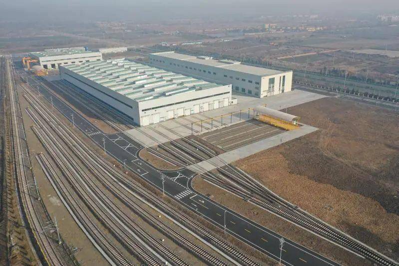 新篇章陆海统筹两翼齐飞陆港蓝村蓄势待发腾飞远航