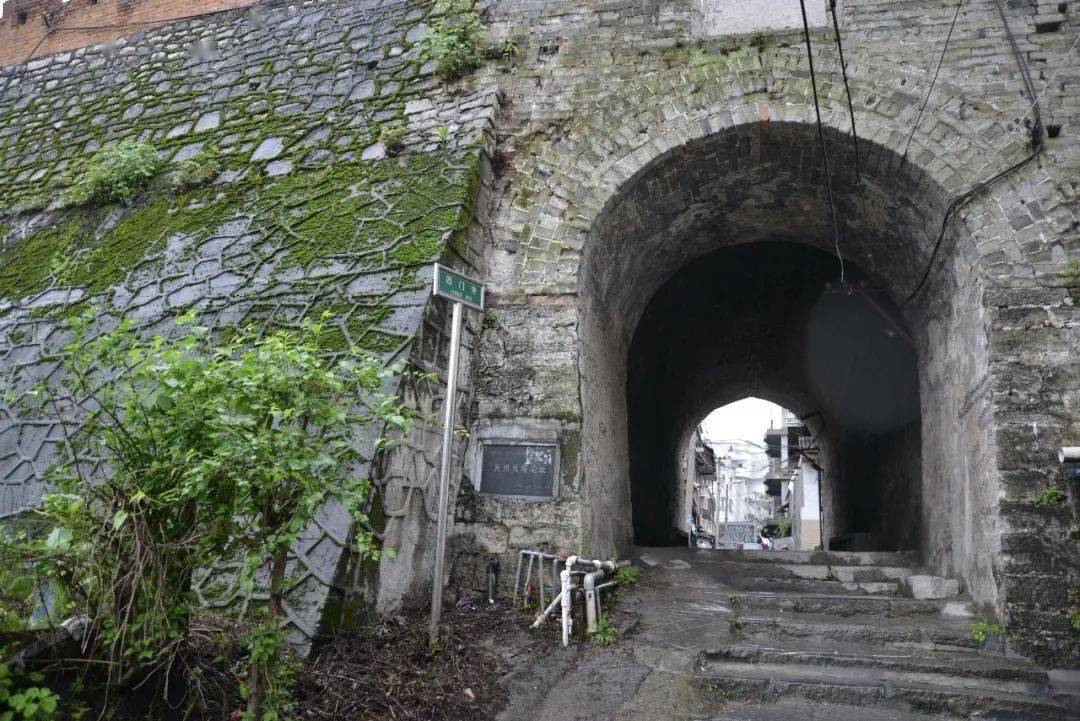 云游合家欢就地过大年恩施市精品文物春节线上展一