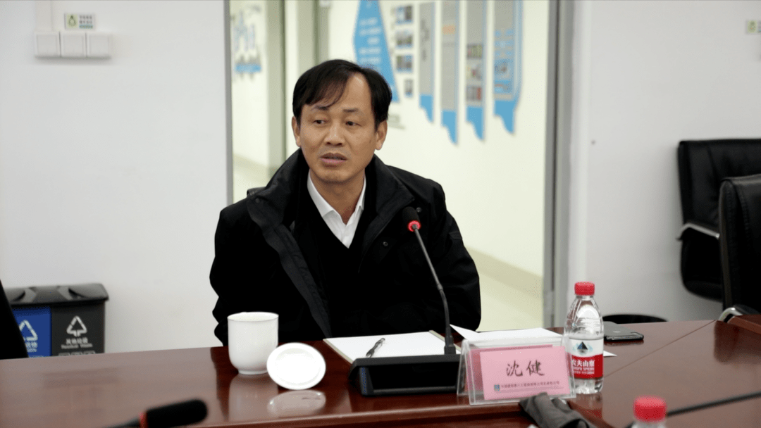 新春慰问嘉兴市委书记张兵一行莅临嘉兴火车站项目慰问春节留守员工