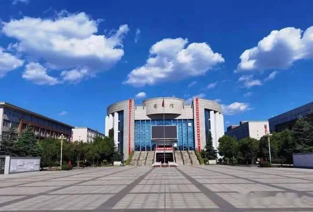 洛阳一高给您拜年啦