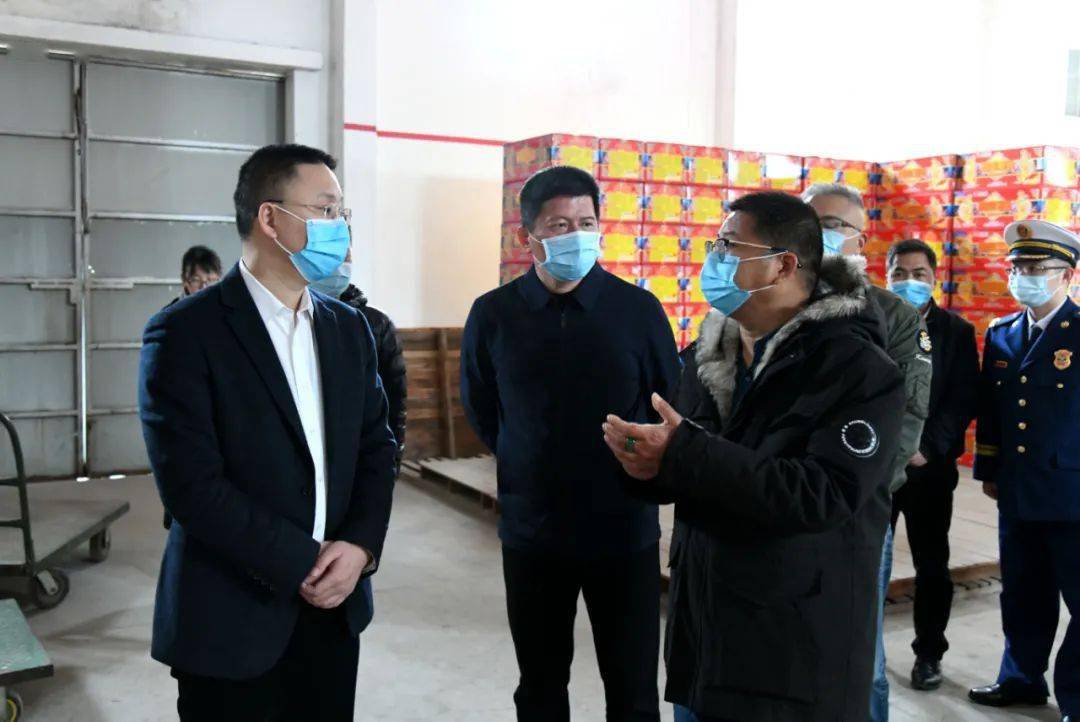 区委常委,常务副区长王智承参加检查.