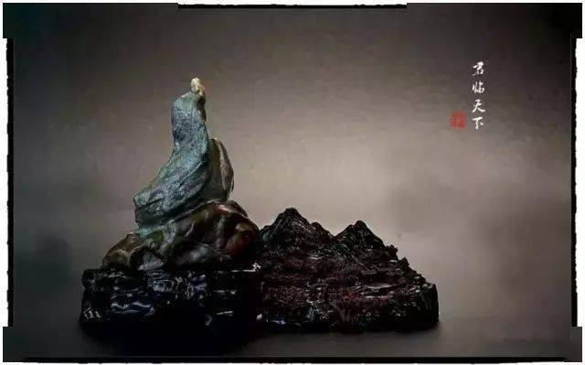有些奇石专家收藏理论强，自己却没几个精品石头