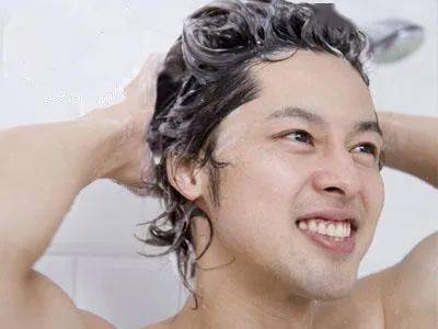 自己怎么剪光头最干净 0b216e5f36d9430fbc14c00476760194.jpeg