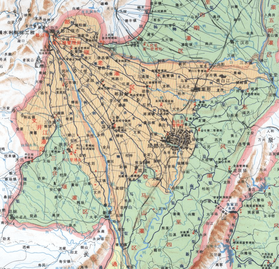 尤其李冰父子"凿离堆,设鱼嘴,分二江",成都平原的河流变得温柔和纵横