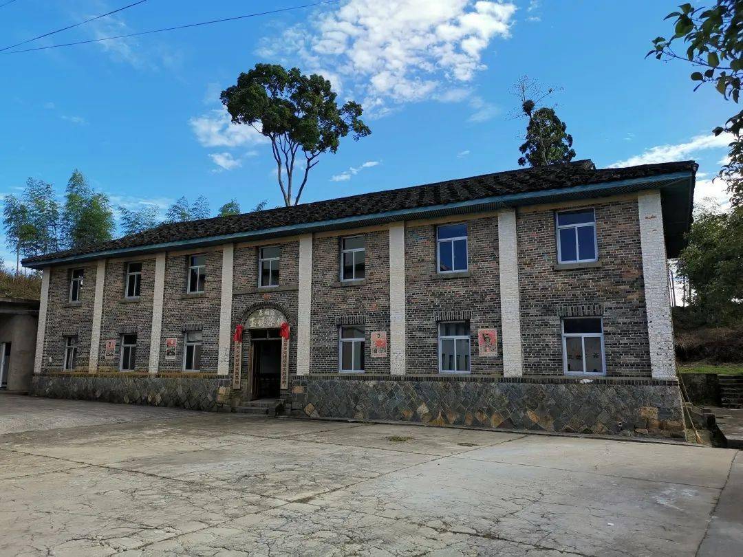 新春访学助推发展泰顺县青年新生代企业家走进彭溪镇