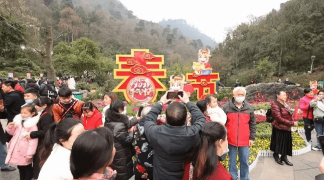 提醒！春节假期贵州这些地方游客多，景区建议错峰出行