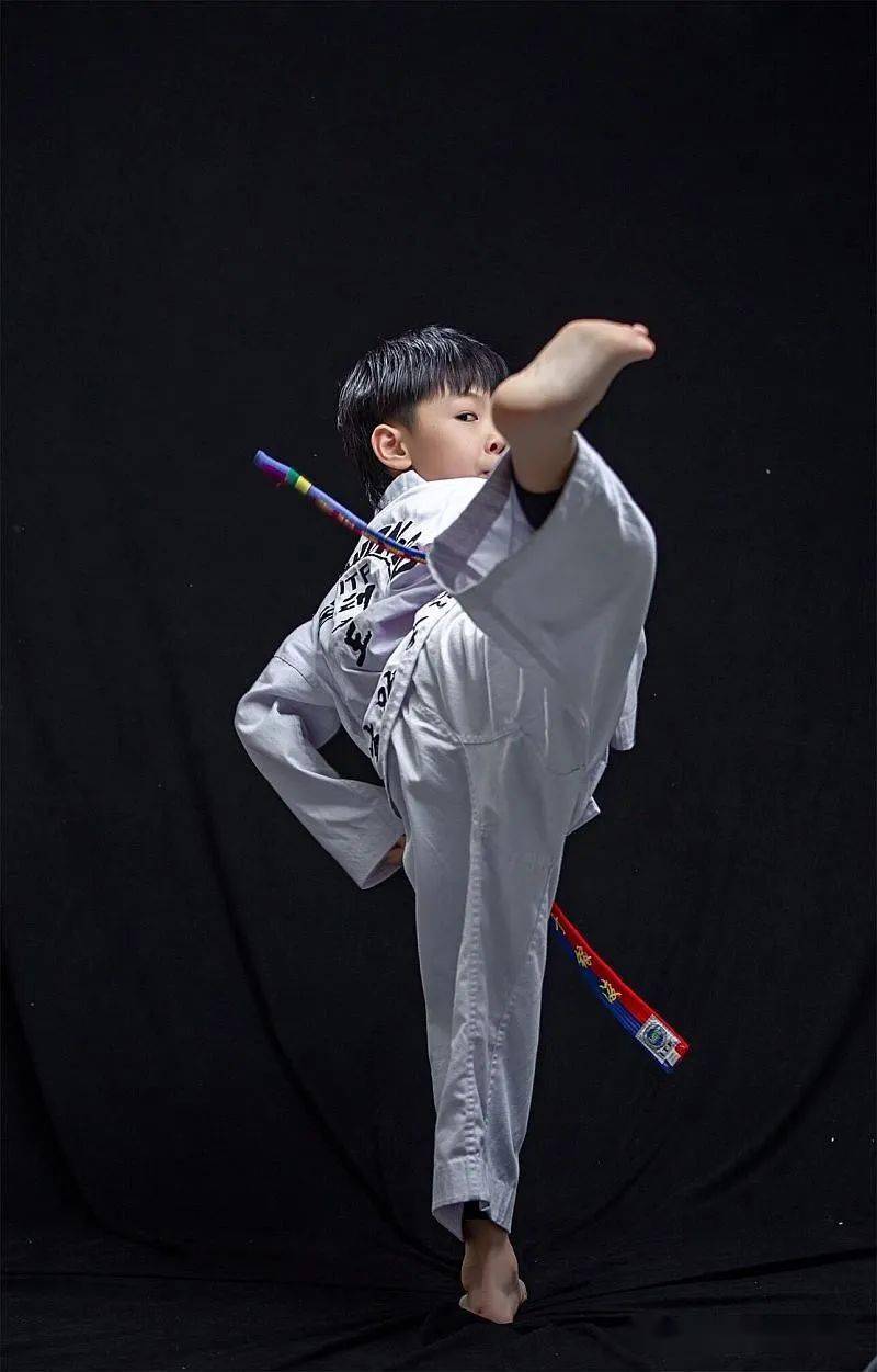 定格多彩童年动作大片拍摄帮您捕捉孩子的另一面