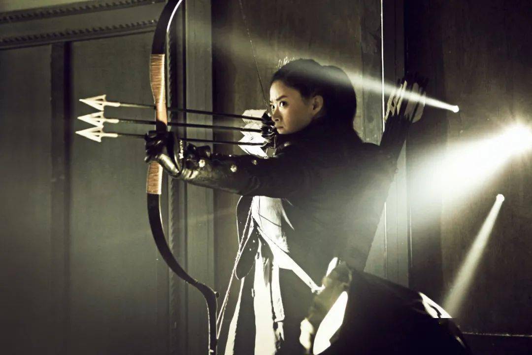 箭在弦上今晚登陆东方影视频道靳东蒋欣为家国而战