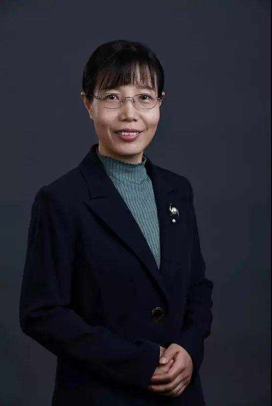 师者风范走近北师大第十一届最受本科生欢迎的十佳教师