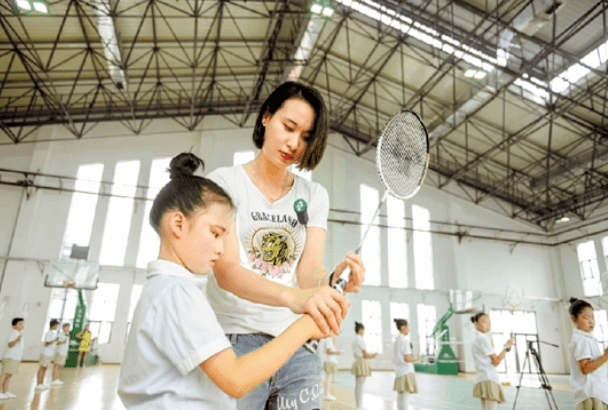 雷竞技RAYBET羽毛球带给我们的不仅是健康、激情还有对人生不一样的感悟!(图6)