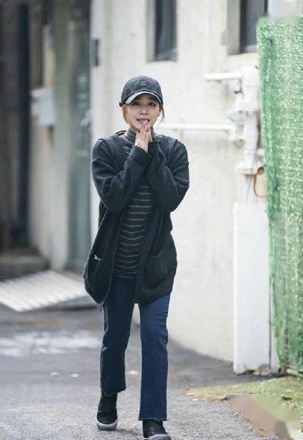 李智雅将缺席顶楼2发布会但女主之一的身份仍保留