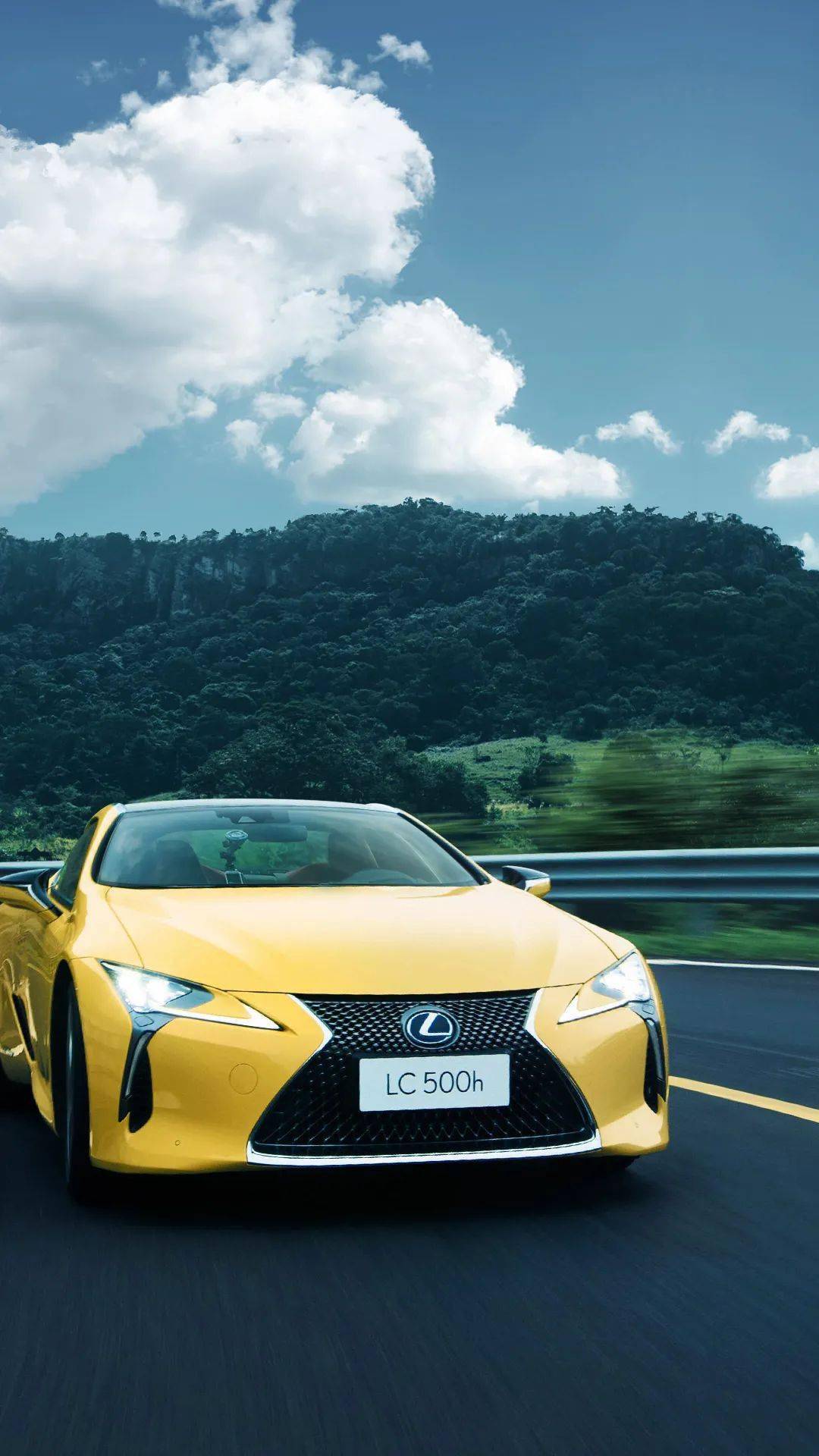 今天是拥有雷克萨斯专属情侣头像和壁纸的小可爱了