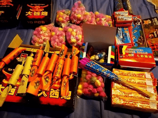 禁烟花爆竹这么多年来一波回忆杀还是保有着"鞭炮情结"许多90后,千禧