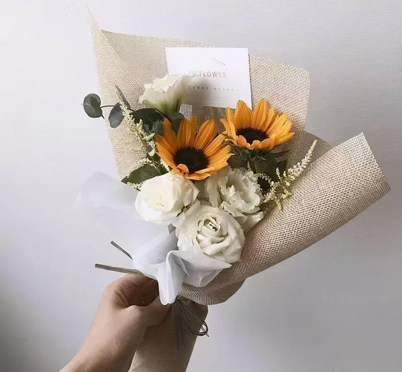 爱上花如意着什么 爱上花app下载 自媒体热点