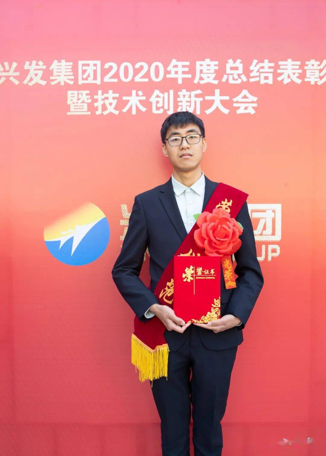 刚罗贤虎 李 磊 赵未来闫理军 胡正植 罗 波郑光超 邹敬明 邹志鹞李阳