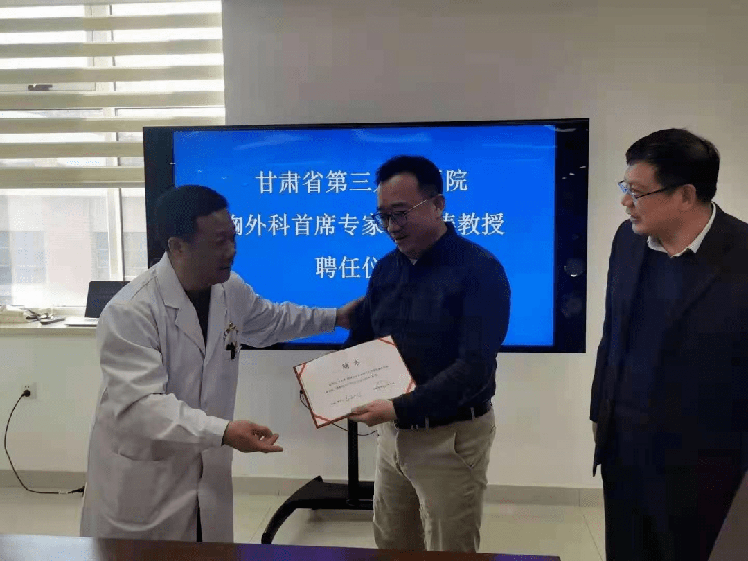 医讯:上海交通大学附属胸科医院李文涛教授将来我院进行教学,查房