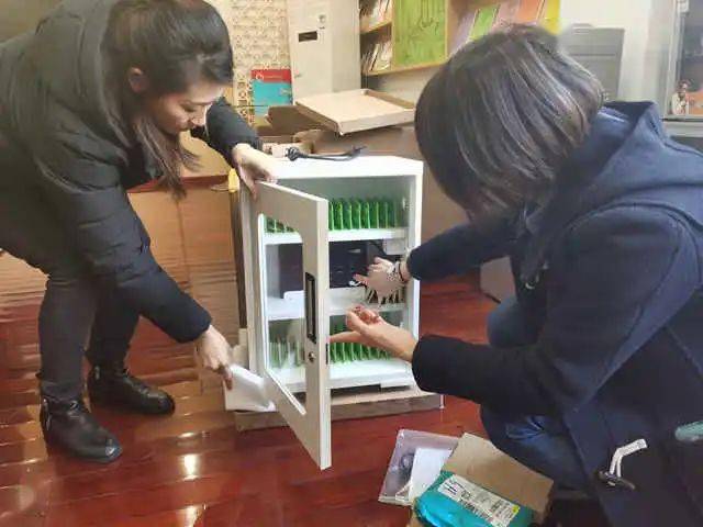 【视点】青春上海:开学在即,学校建起了"养机场""停机坪"!