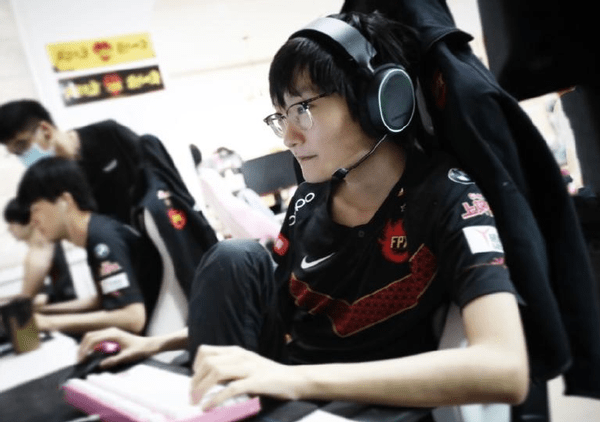 bo无了!fpx不敌we准备提上二队打野王北川