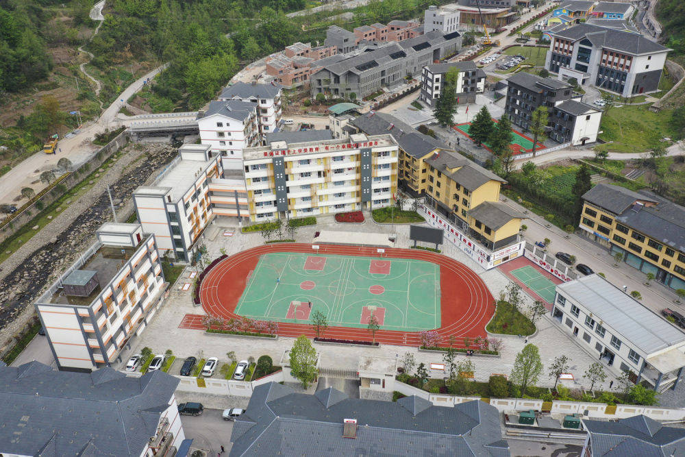 互助县占海东经济总量的多少_海东市互助县城南小学(2)