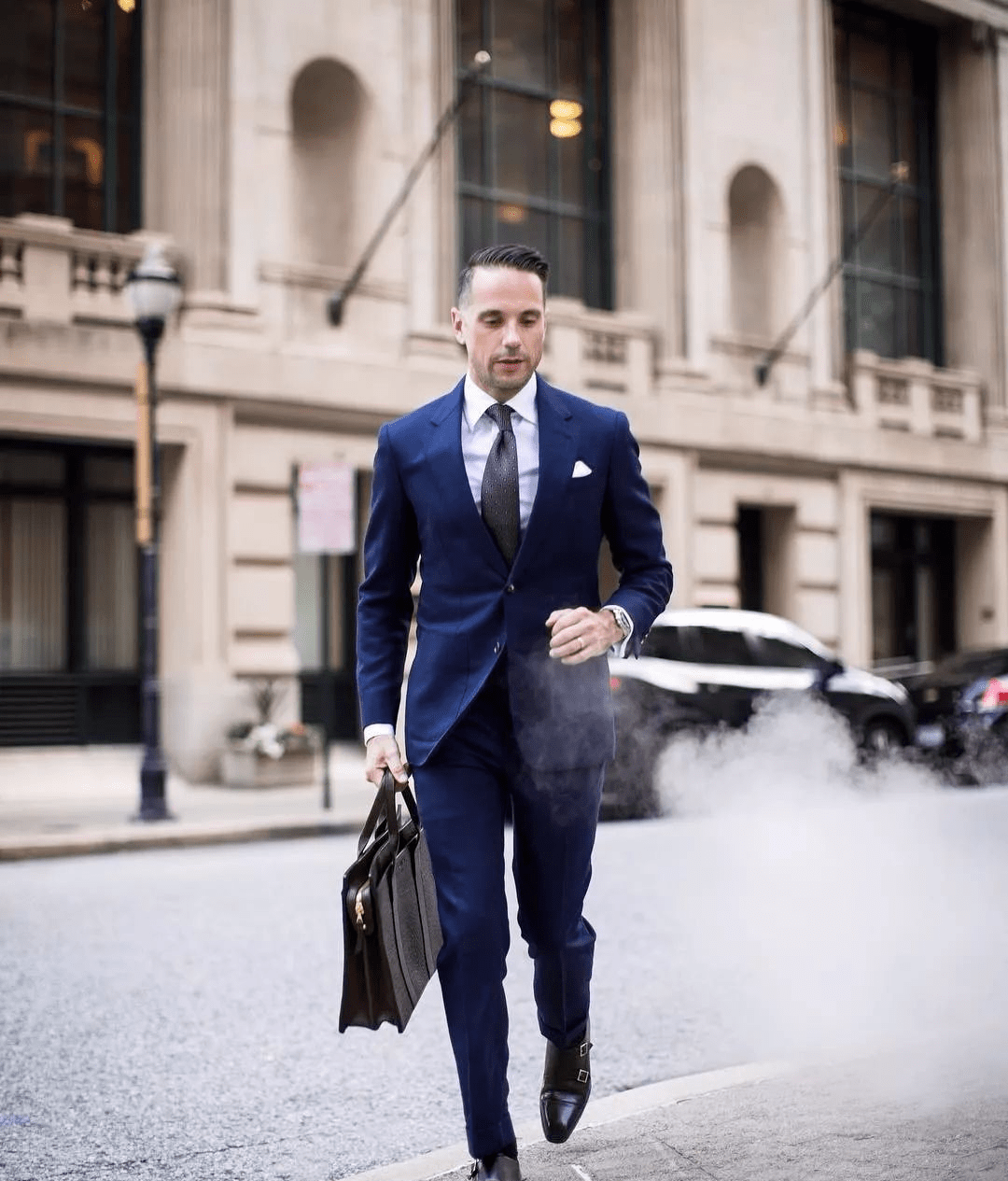 商务型男怎么穿的干净利落