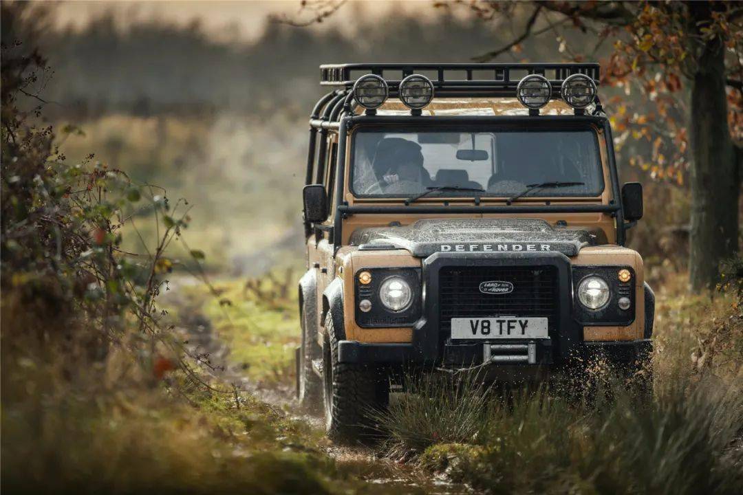 路虎"复产"老卫士,v8限量版,骆驼杯复活了?_搜狐汽车_搜狐网