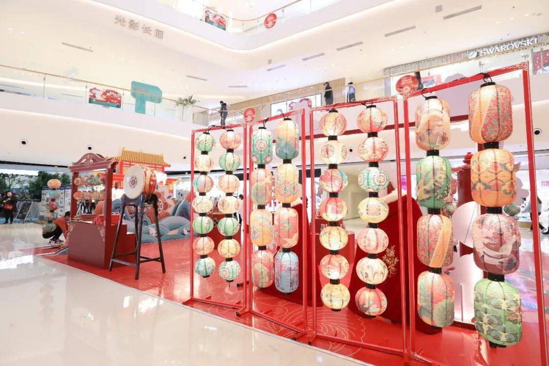 文商曲江打卡最美古风鲤鱼花灯展大悦城带你梦回盛唐