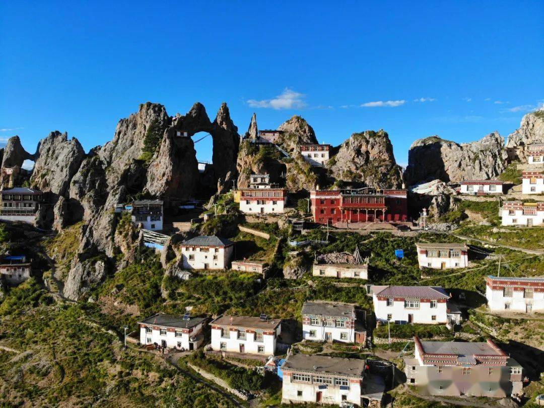 【2021】6月1-9日独家探秘—萨普神山孜珠寺越野行摄团_四星级酒店