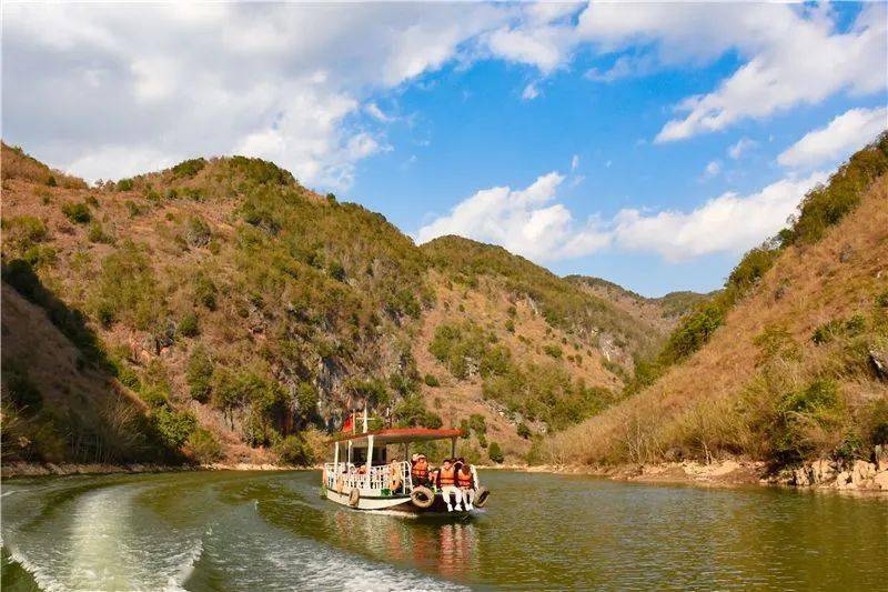 广南侬人谷风景美如画养在深闺待人识