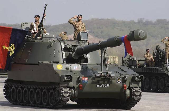 巴基斯坦急缺重炮制导炮弹:单枚价格超10万美元,开火时用不起_炮兵